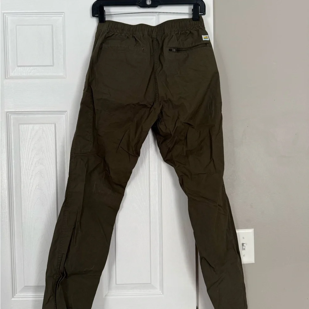 Vuori Olive Athletic Olive Cargo Jogger Pants Outdoor Hiking - Picture 7 of 9